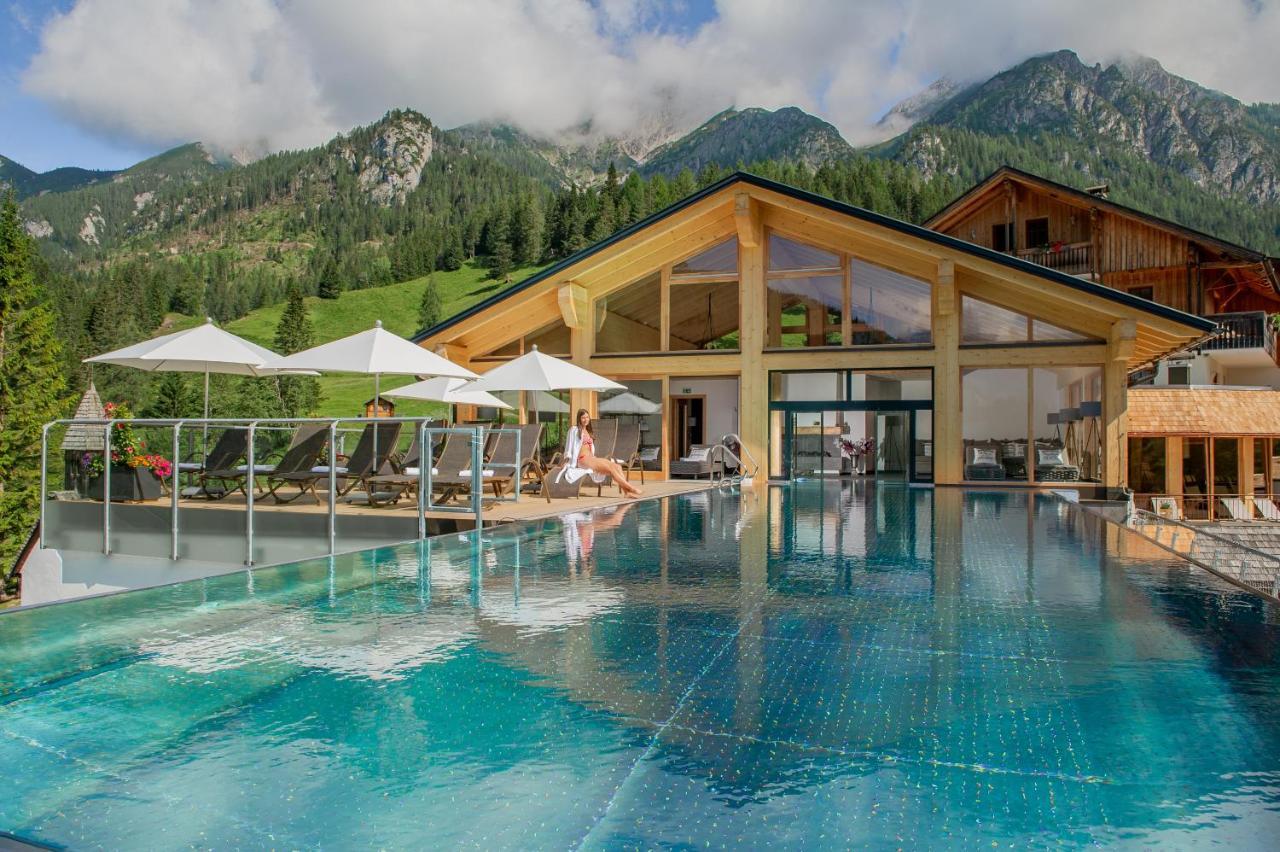 Almwellness-Resort Tuffbad Sankt Lorenzen im Lesachtal Exterior photo