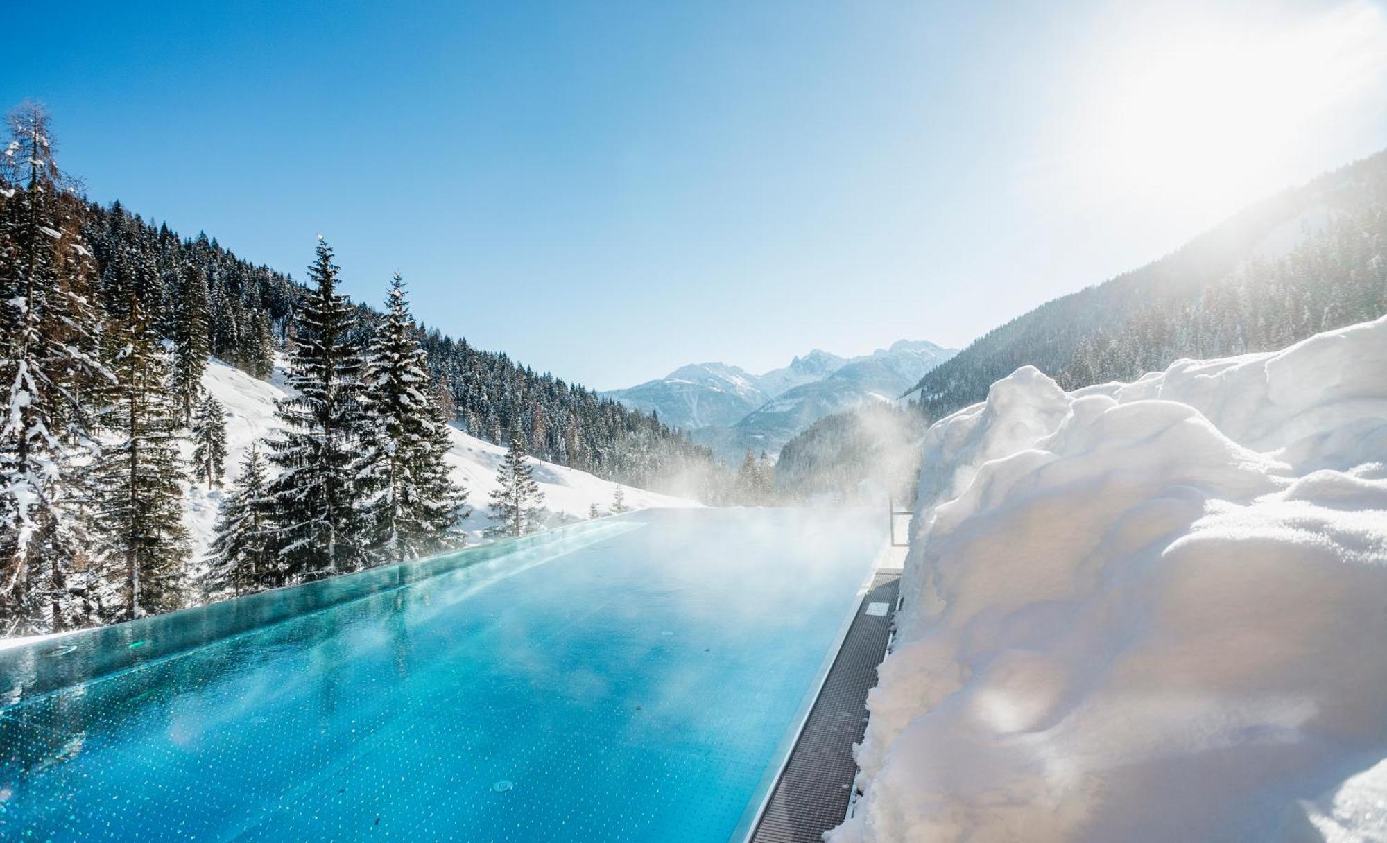 Almwellness-Resort Tuffbad Sankt Lorenzen im Lesachtal Exterior photo